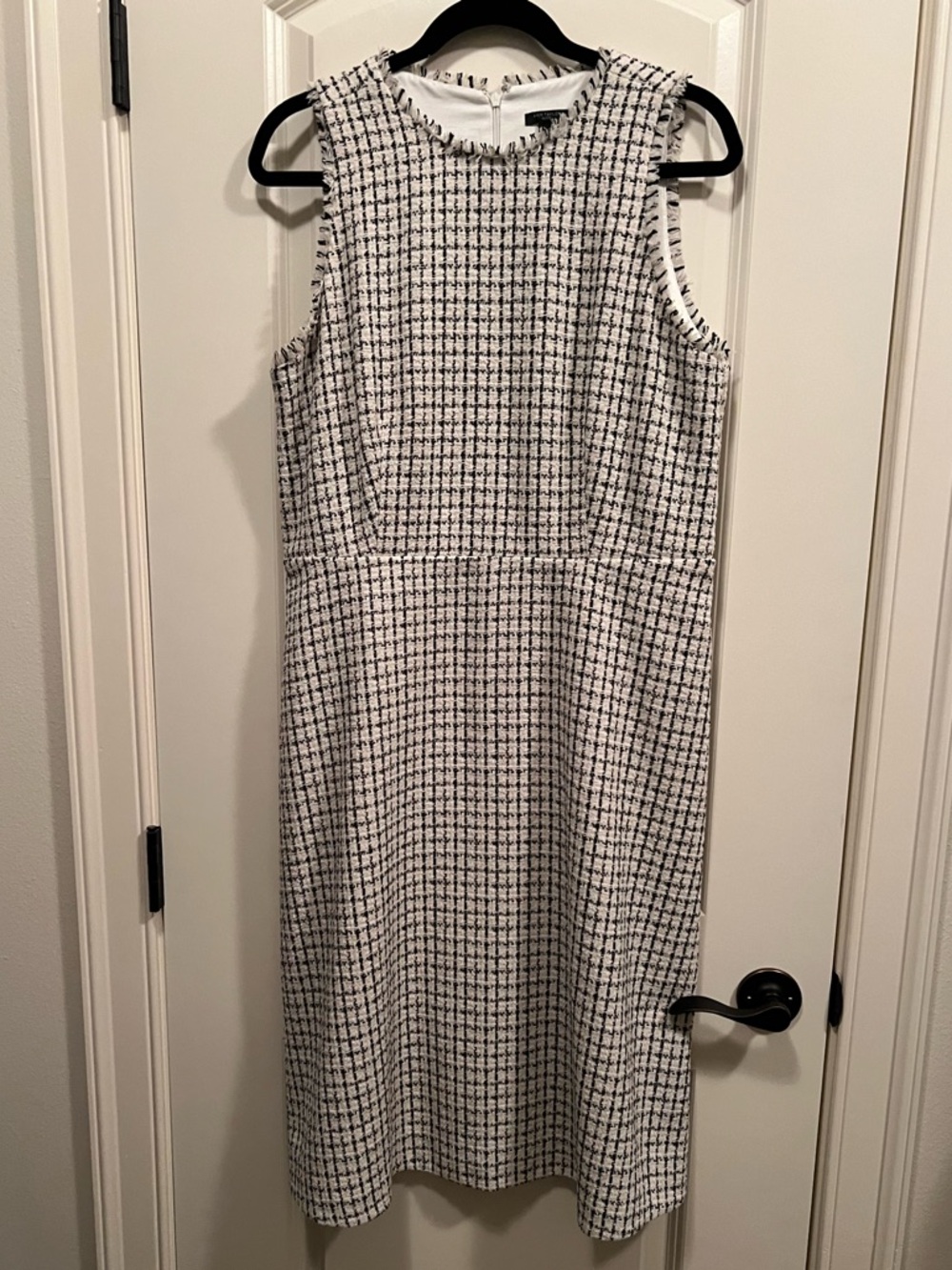 Ann Taylor Sleeveless Black & White Tweed Midi Office Dress